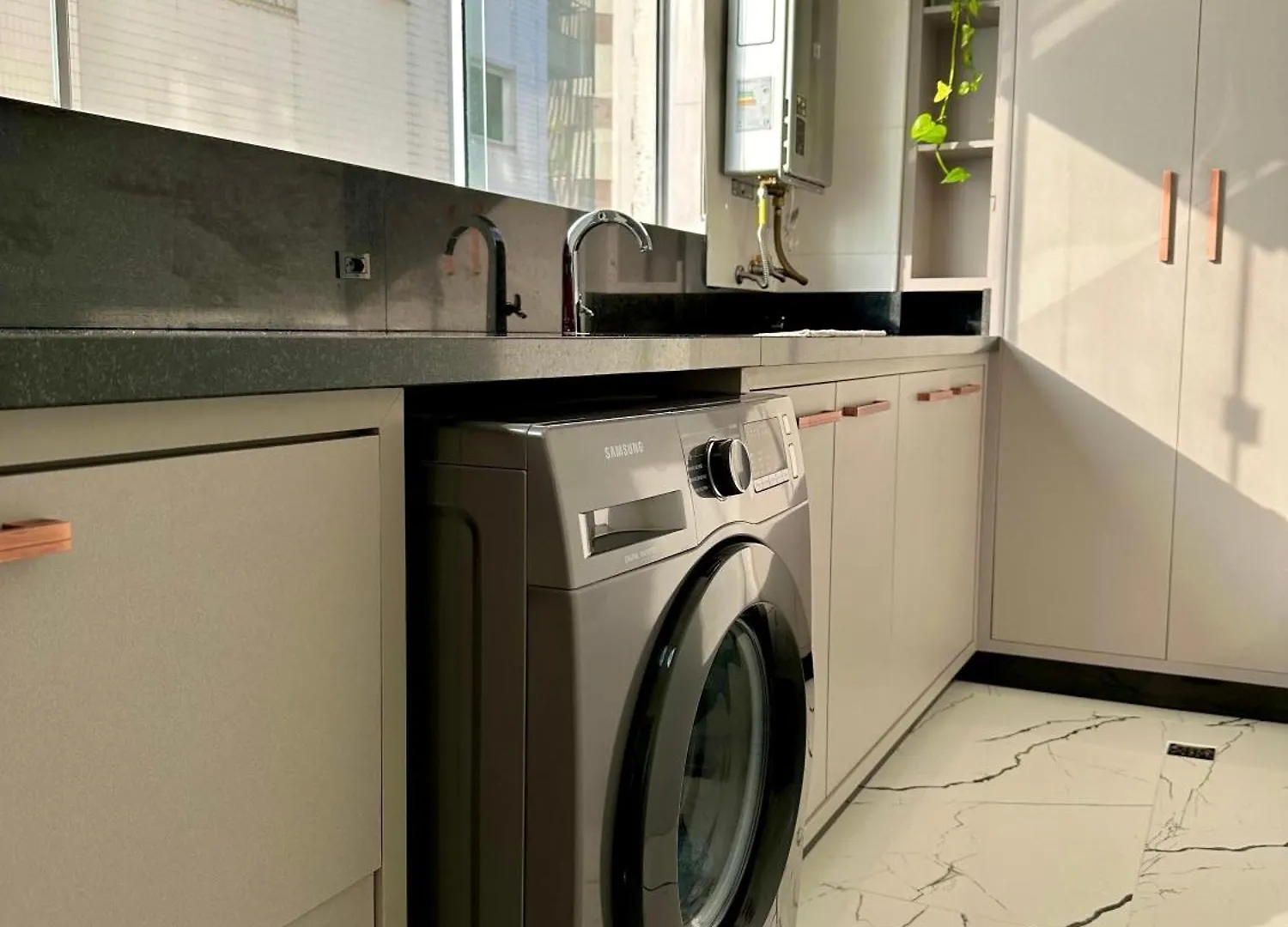 Apartamento De Frente Pro Mar Em Balneario Camboriu 0*,  Brazil