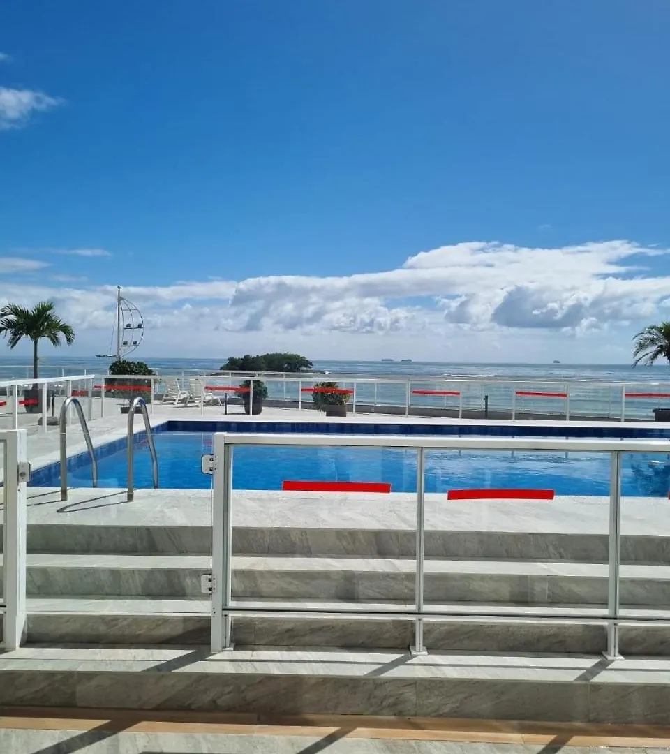 Apartamento De Frente Pro Mar Em Balneário Camboriú